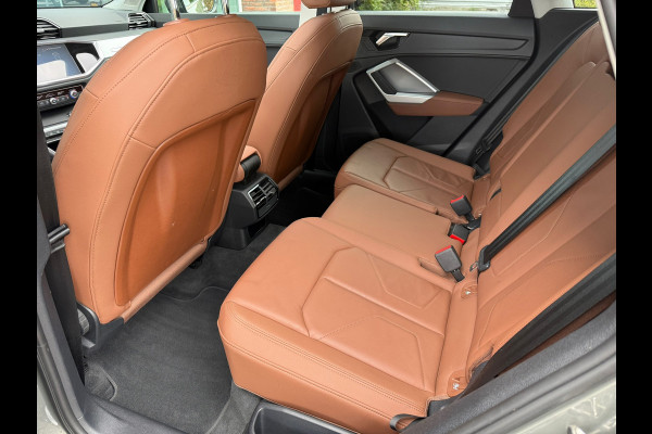 Audi Q3 35 TFSI S edition - Automaat - Pano/schuifdak - Leder - Winterpakket
