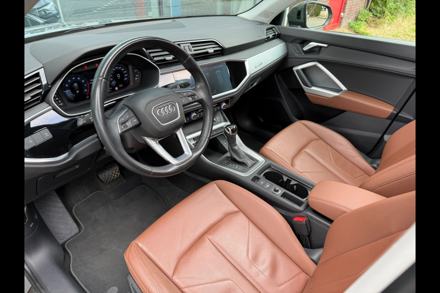 Audi Q3 35 TFSI S edition - Automaat - Pano/schuifdak - Leder - Winterpakket