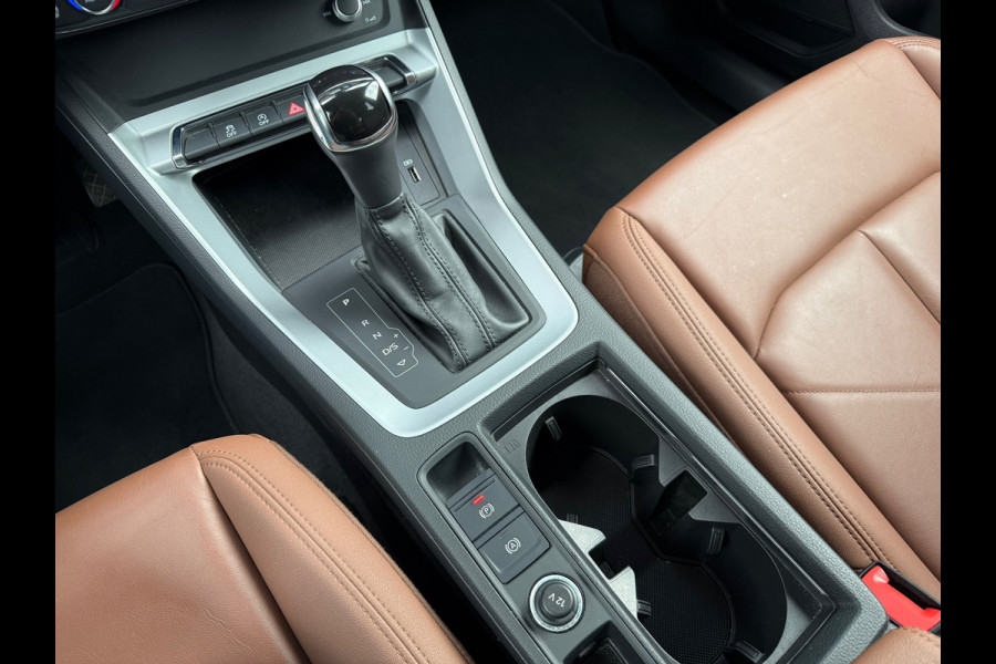 Audi Q3 35 TFSI S edition - Automaat - Pano/schuifdak - Leder - Winterpakket