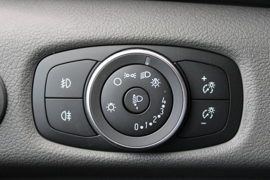 Ford Transit 350 2.0 TDCI L3H2 Trend 130pk - Cruise Control - DAB radio - Verwarmde Vooruit - Parkeersensoren - Rijklaar