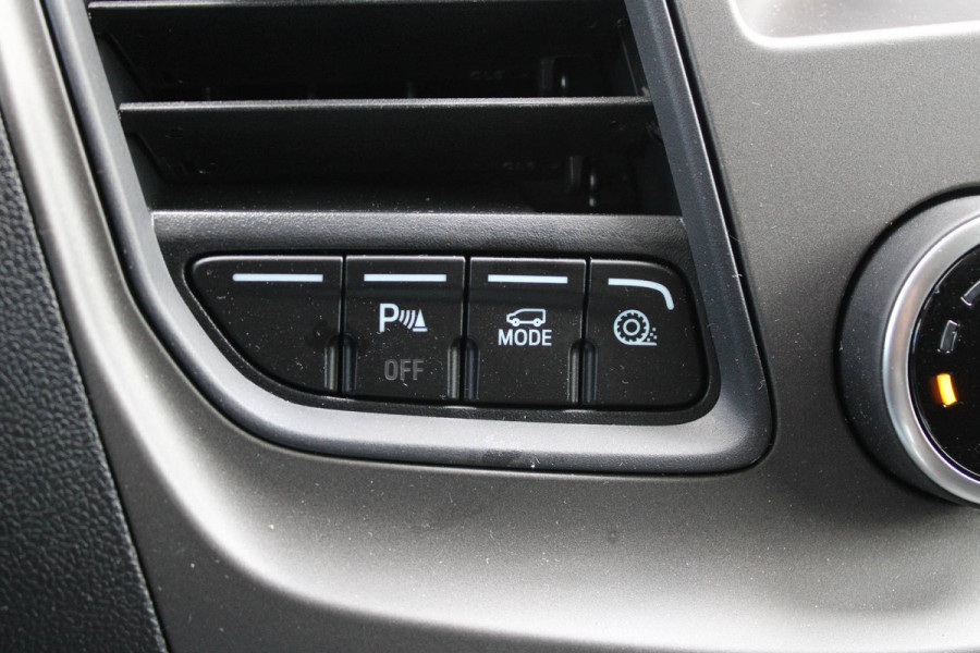 Ford Transit 350 2.0 TDCI L3H2 Trend 130pk - Cruise Control - DAB radio - Verwarmde Vooruit - Parkeersensoren - Rijklaar