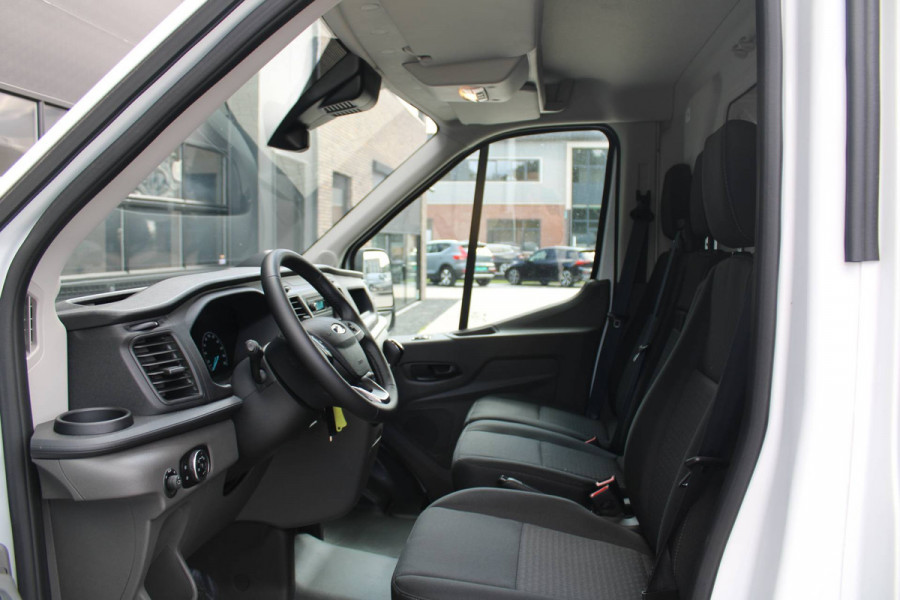 Ford Transit 350 2.0 TDCI L3H2 Trend 130pk - Cruise Control - DAB radio - Verwarmde Vooruit - Parkeersensoren - Rijklaar