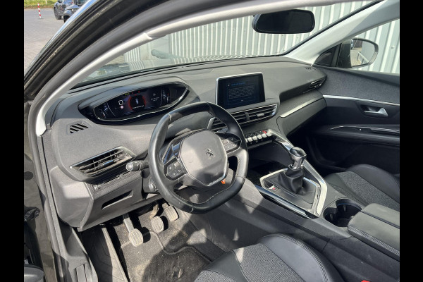 Peugeot 3008 1.2 PureTech Allure*NAVI*ECC*CRUISE*CARPLAY*