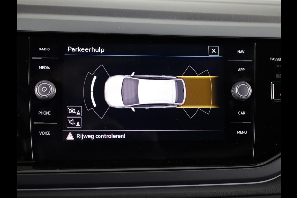 Volkswagen Taigo 1.0 TSI R-Line 115 pk Automaat (DSG) | Verlengde garantie | Navigatie via App | Parkeersensoren | Adaptieve cruise control | Black Style pakket | R-Line |