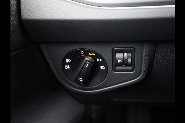 Volkswagen Taigo 1.0 TSI R-Line 115 pk Automaat (DSG) | Verlengde garantie | Navigatie via App | Parkeersensoren | Adaptieve cruise control | Black Style pakket | R-Line |