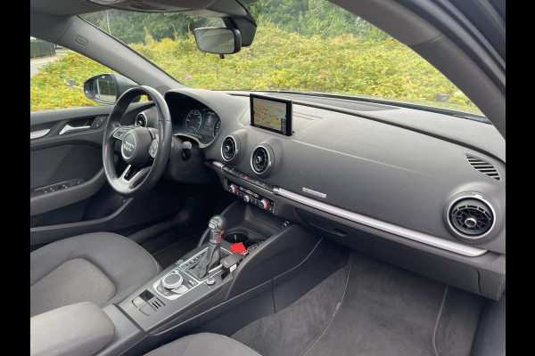 Audi A3 Sportback 1.4 e-tron Sport Panoramadak Led-Xenon Navi Matrixlampen