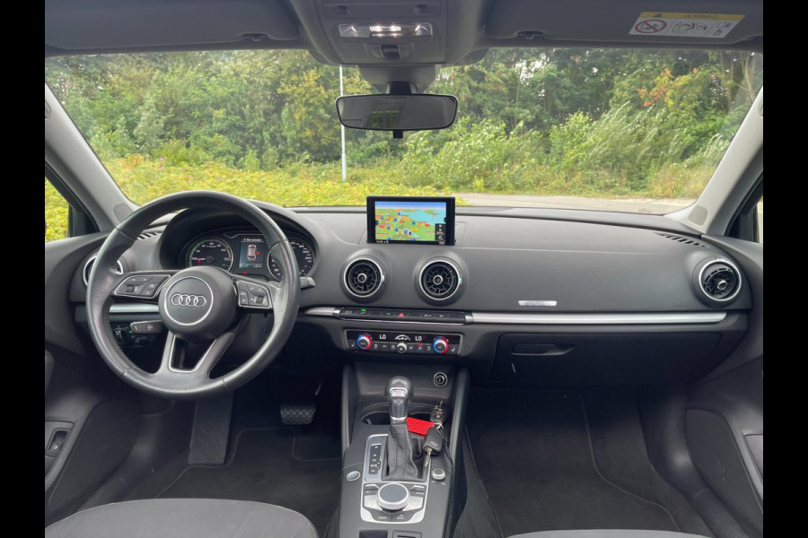 Audi A3 Sportback 1.4 e-tron Sport Panoramadak Led-Xenon Navi Matrixlampen