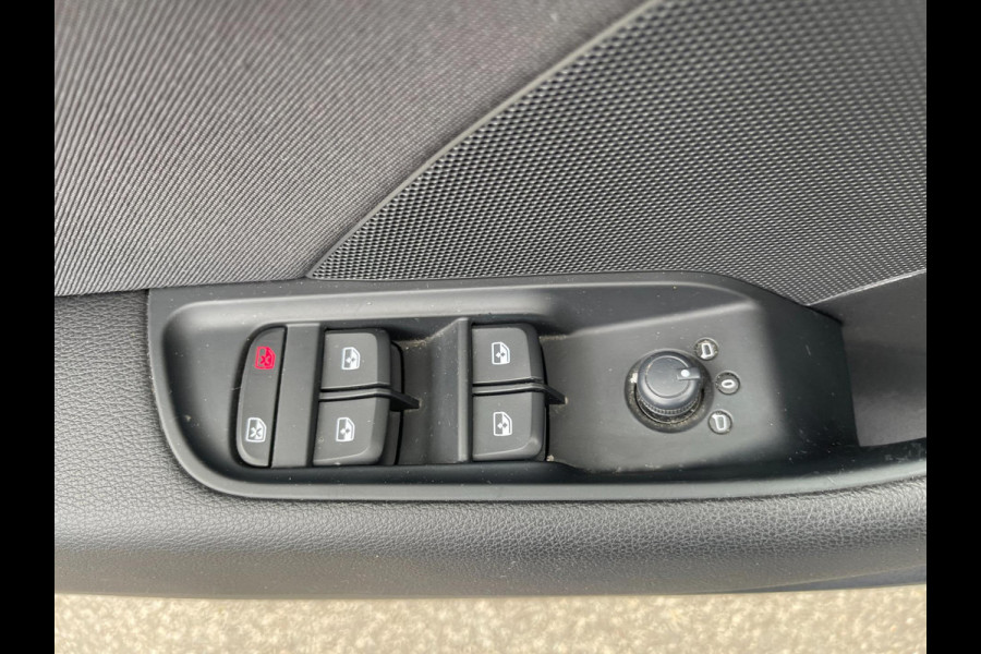 Audi A3 Sportback 1.4 e-tron Sport Panoramadak Led-Xenon Navi Matrixlampen