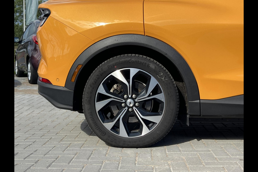 Ford Mustang Mach-E Extended RWD 98 kWh 294pk | Tech pack plus | Panoramadak | 19 inch Licht metaal