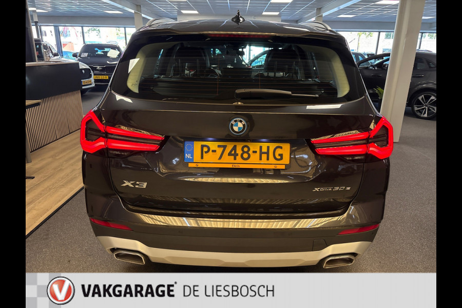 BMW X3 XDrive30e Business Edition Plus,leer,head up,camera,trekhaak,orig ned