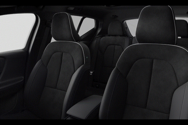 Volvo EX40 252PK Single Motor Extended Range 82 kWh Plus / Lounge Pakket / Extra getint glas / 360 Camera / 20'' velgen / Panoramadak / Zwart dak