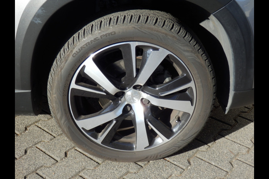 Peugeot 2008 1.2 PureTech GT-Line I 130 pk. I Panorama dak I Airco I Nav. I