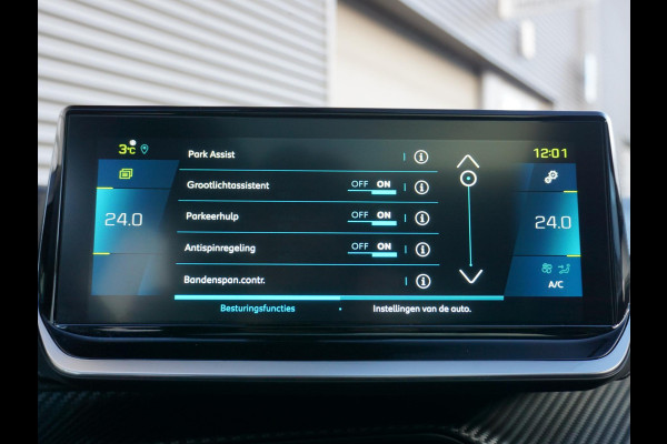 Peugeot e-2008 EV GT Pack 50 kWh Panoramadak | Alcantara Leder interieur