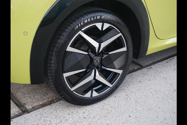 Peugeot e-208 EV GT 51 kWh