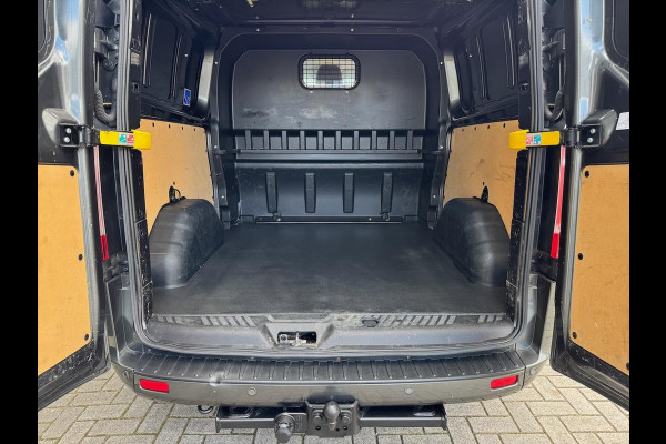 Ford Transit Custom 2.0 TDCI 131pk L2H1 Limited DC | D-RIEM NIEUW! | 2x SCHUIF | Navi | Camera | Raptor | CarPlay | Trekhaak | 5-p
