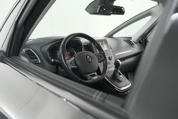 Renault Grand Scénic TCe 140 EDC Limited | 7 Zitplaatsen | Trekhaak | Camera | Dodehoekdetectie | Apple Carplay