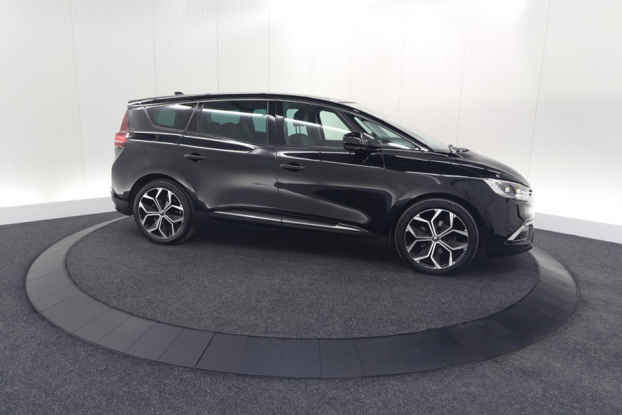 Renault Grand Scénic TCe 140 EDC Limited | 7 Zitplaatsen | Trekhaak | Camera | Dodehoekdetectie | Apple Carplay