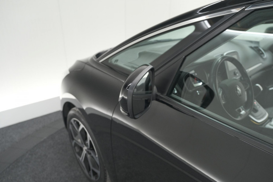 Renault Grand Scénic TCe 140 EDC Limited | 7 Zitplaatsen | Trekhaak | Camera | Dodehoekdetectie | Apple Carplay