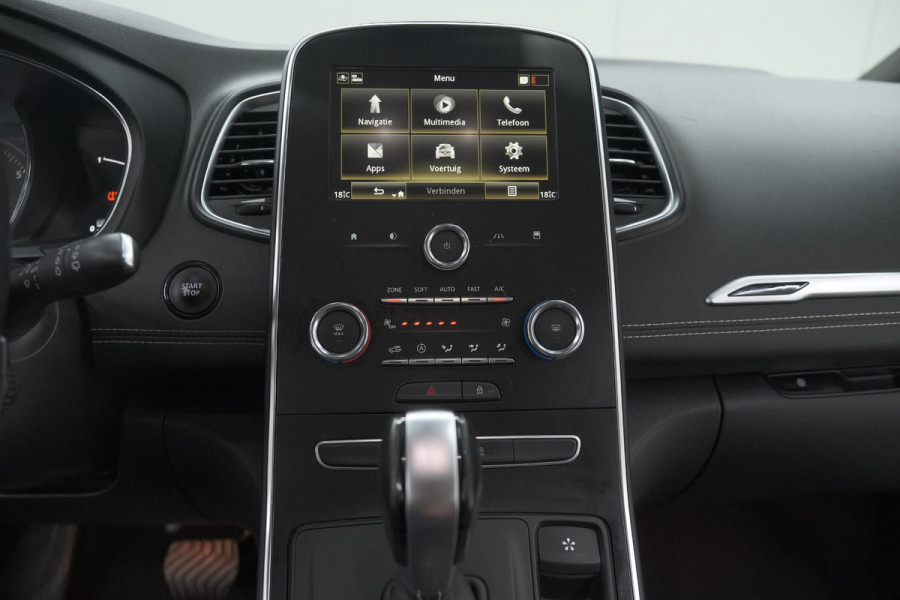 Renault Grand Scénic TCe 140 EDC Limited | 7 Zitplaatsen | Trekhaak | Camera | Dodehoekdetectie | Apple Carplay