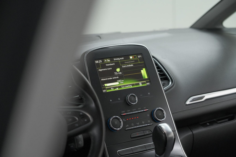 Renault Grand Scénic TCe 140 EDC Limited | 7 Zitplaatsen | Trekhaak | Camera | Dodehoekdetectie | Apple Carplay