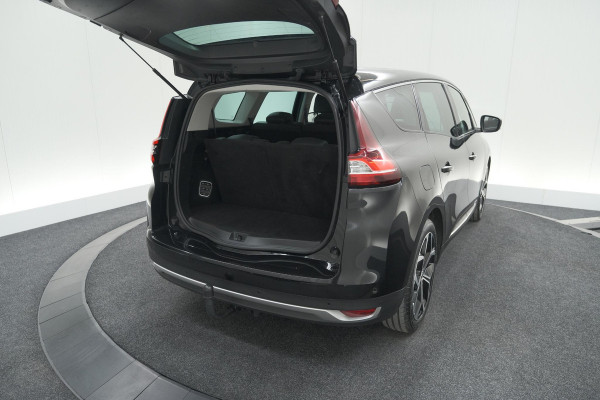 Renault Grand Scénic TCe 140 EDC Limited | 7 Zitplaatsen | Trekhaak | Camera | Dodehoekdetectie | Apple Carplay