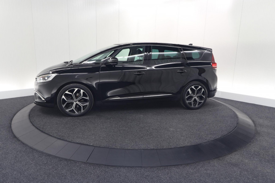 Renault Grand Scénic TCe 140 EDC Limited | 7 Zitplaatsen | Trekhaak | Camera | Dodehoekdetectie | Apple Carplay