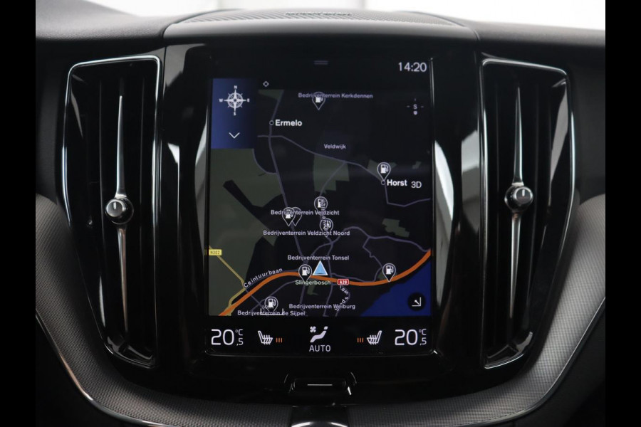 Volvo XC60 2.0 T5 R Design | Panoramadak | Trekhaak | Adaptive cruise | Leder/Alcantara | Camera | Head-Up | Stoelverwarming | Carplay | Navigatie | Full LED | Harman/Kardon