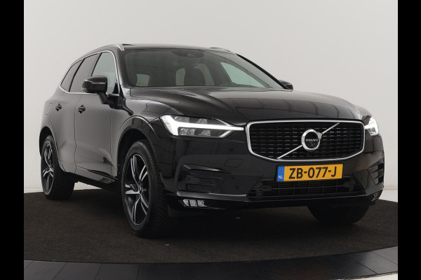 Volvo XC60 2.0 T5 R Design | Panoramadak | Trekhaak | Adaptive cruise | Leder/Alcantara | Camera | Head-Up | Stoelverwarming | Carplay | Navigatie | Full LED | Harman/Kardon