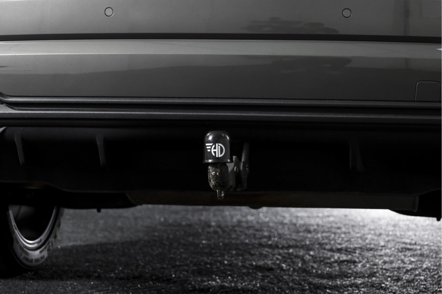 Audi Q3 45 TFSI e S edition S-line - Automaat | Dig. Cockpit | Adapt. Cruise | PDC | NAV + App. Connect | ECC | DAB | Elek. Klep | Elek. Trekhaak | LM 20" |