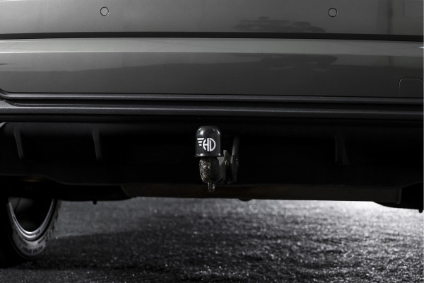 Audi Q3 45 TFSI e S edition S-line - Automaat | Dig. Cockpit | Adapt. Cruise | PDC | NAV + App. Connect | ECC | DAB | Elek. Klep | Elek. Trekhaak | LM 20" |