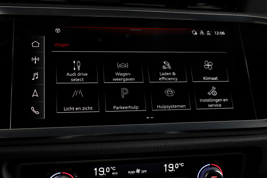 Audi Q3 45 TFSI e S edition S-line - Automaat | Dig. Cockpit | Adapt. Cruise | PDC | NAV + App. Connect | ECC | DAB | Elek. Klep | Elek. Trekhaak | LM 20" |