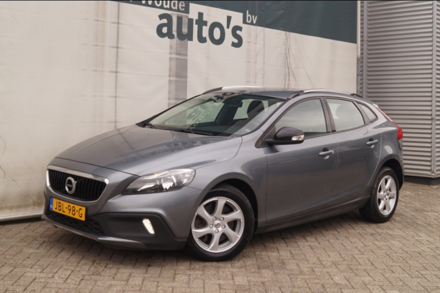 Volvo V40 Cross Country 2.0 D2 120pk Kinetic -NAVI-PDC-AIRCO-