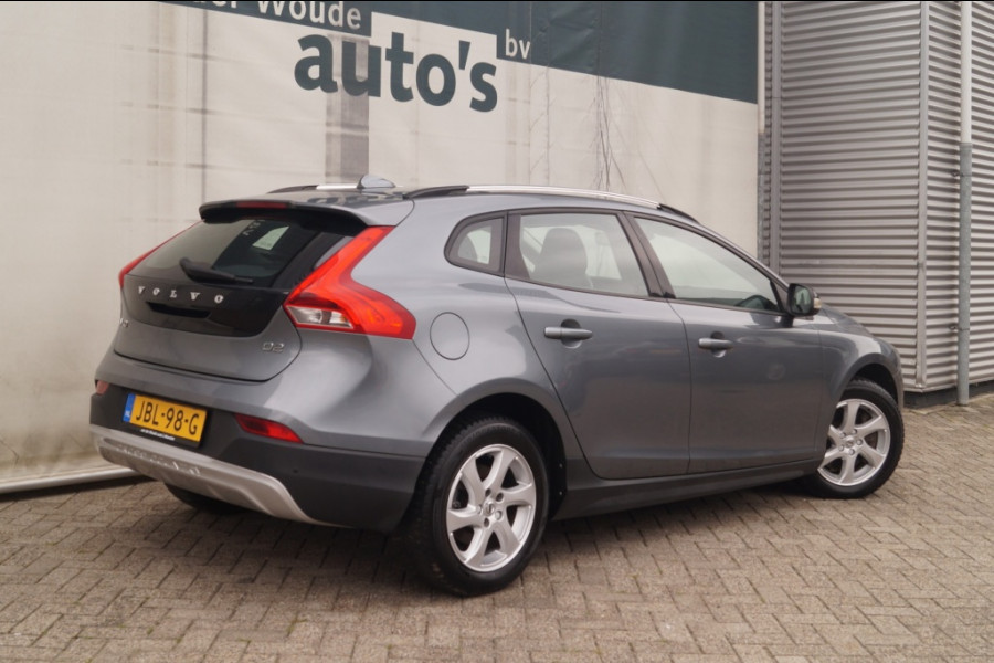 Volvo V40 Cross Country 2.0 D2 120pk Kinetic -NAVI-PDC-AIRCO-