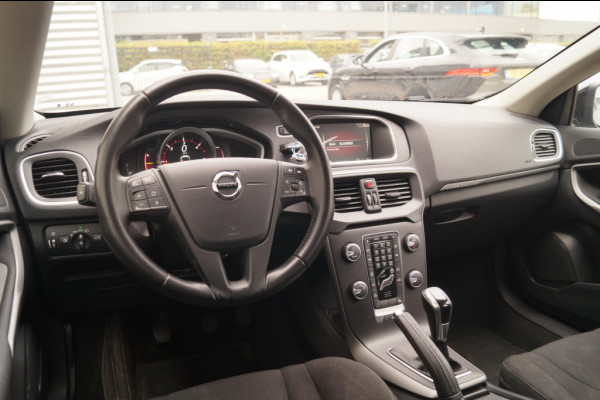 Volvo V40 Cross Country 2.0 D2 120pk Kinetic -NAVI-PDC-AIRCO-