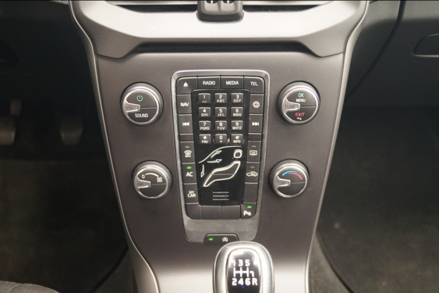Volvo V40 Cross Country 2.0 D2 120pk Kinetic -NAVI-PDC-AIRCO-