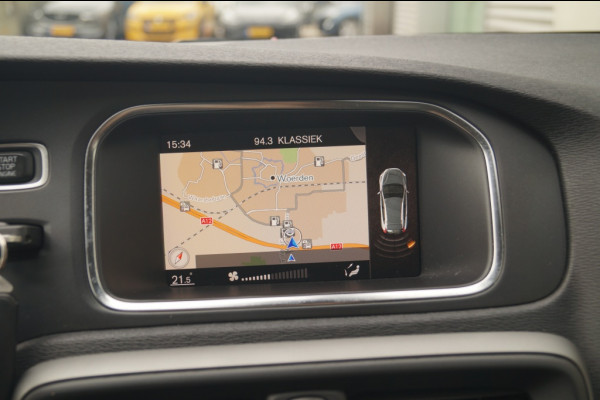 Volvo V40 Cross Country 2.0 D2 120pk Kinetic -NAVI-PDC-AIRCO-