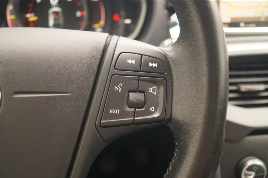 Volvo V40 Cross Country 2.0 D2 120pk Kinetic -NAVI-PDC-AIRCO-