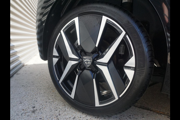 Peugeot 208 Hybrid 136 e-DCS6 GT