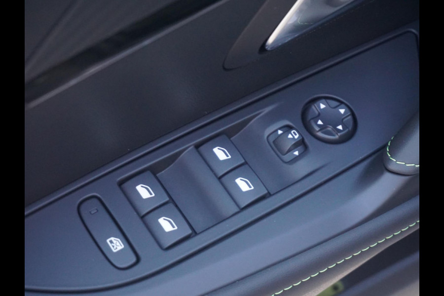 Peugeot 208 Hybrid 136 e-DCS6 GT