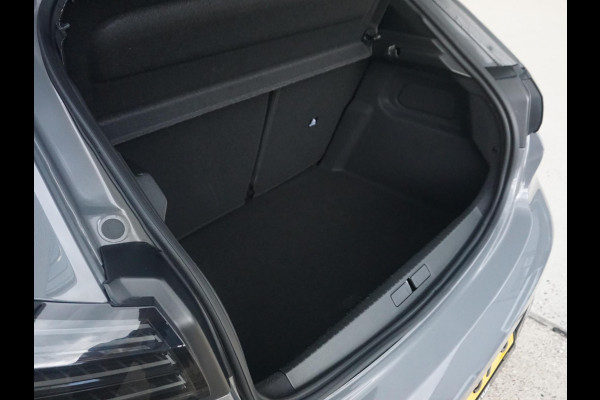 Peugeot 208 Hybrid 136 e-DCS6 GT