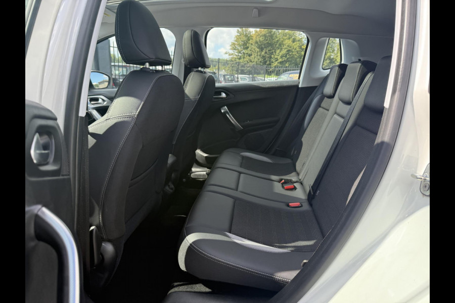 Peugeot 2008 1.2 PureTech Allure 2e Eigenaar,110pk,Dealer Onderhouden,Pano,Navi,Halfleder,Clima,Cruise,Camera,Distributie riem v.v. bij 30.849,N.A.P,Pdc V+A,Lm velgen,APK tot 07-2026