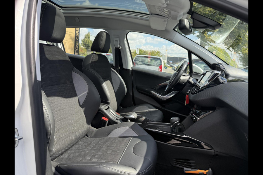 Peugeot 2008 1.2 PureTech Allure 2e Eigenaar,110pk,Dealer Onderhouden,Pano,Navi,Halfleder,Clima,Cruise,Camera,Distributie riem v.v. bij 30.849,N.A.P,Pdc V+A,Lm velgen,APK tot 07-2026