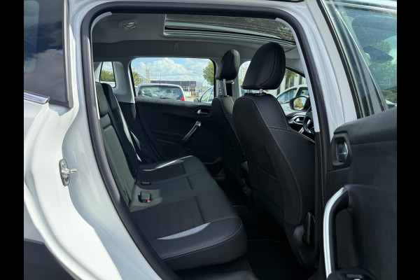 Peugeot 2008 1.2 PureTech Allure 2e Eigenaar,110pk,Dealer Onderhouden,Pano,Navi,Halfleder,Clima,Cruise,Camera,Distributie riem v.v. bij 30.849,N.A.P,Pdc V+A,Lm velgen,APK tot 07-2026
