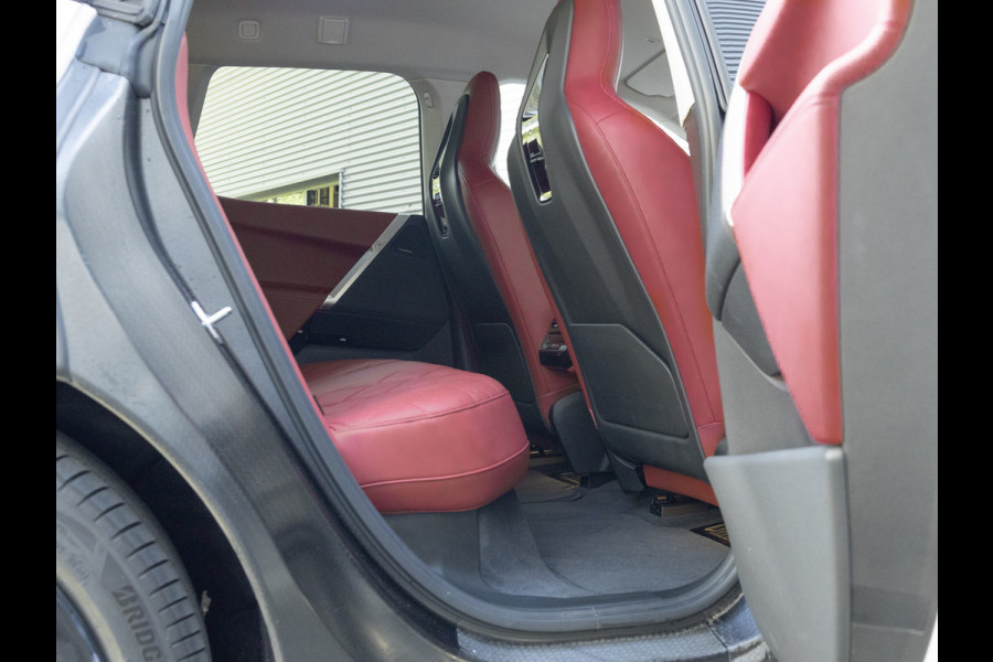 BMW iX xDrive40 Sportpakket - Driving + Parking Ass Prof - Stoelventilatie - Softclose
