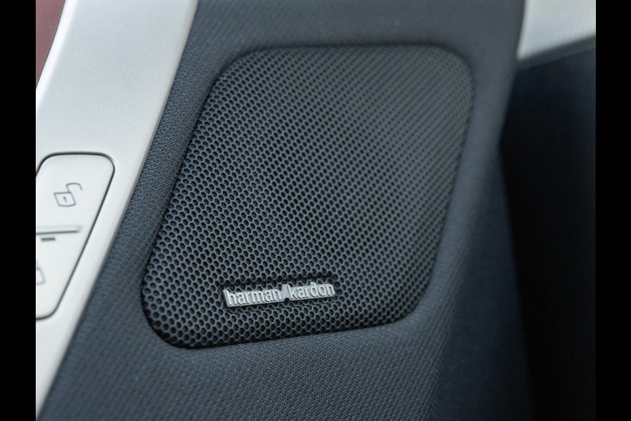 BMW iX xDrive40 Sportpakket - Driving + Parking Ass Prof - Stoelventilatie - Softclose