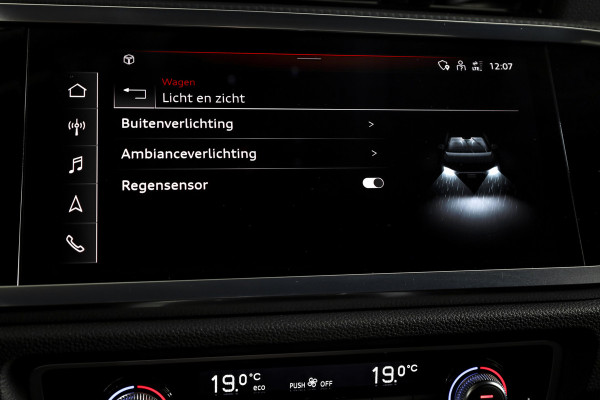 Audi Q3 45 TFSI e S edition S-line - Automaat | Dig. Cockpit | Adapt. Cruise | PDC | NAV + App. Connect | ECC | DAB | Elek. Klep | Elek. Trekhaak | LM 20" |