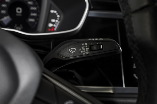 Audi Q3 45 TFSI e S edition S-line - Automaat | Dig. Cockpit | Adapt. Cruise | PDC | NAV + App. Connect | ECC | DAB | Elek. Klep | Elek. Trekhaak | LM 20" |