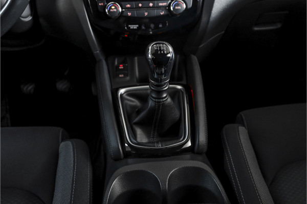 Nissan QASHQAI 1.2 116 PK N-Connecta | Pano | Cruise | 360 Camera | PDC | NAV | ECC | Afn. Trekhaak | LM 18" |