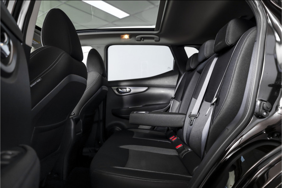 Nissan QASHQAI 1.2 116 PK N-Connecta | Pano | Cruise | 360 Camera | PDC | NAV | ECC | Afn. Trekhaak | LM 18" |