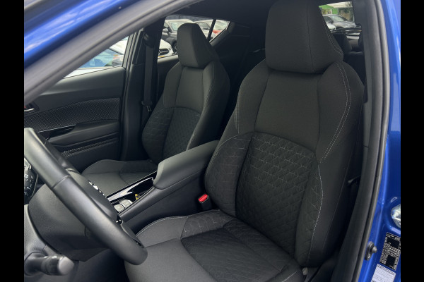 Toyota C-HR 2.0 Hybrid Team D | Navi | Carplay | Dodehoek | Park Assist | Camera
